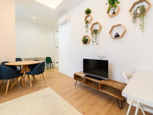 Apartamento en alquiler en Ciudad Lineal, Madrid