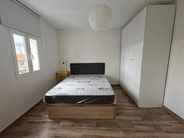 Casa en alquiler en Madrid, Pueblo Nuevo