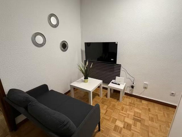 Apartamento en alquiler en Coslada, Madrid