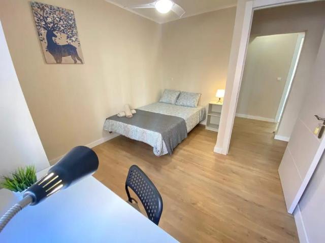 Casa en alquiler en Puente de Vallecas, Medina-sidonia