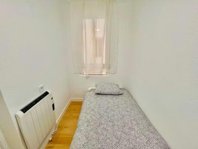 Casa en alquiler en Puente de Vallecas, Madrid