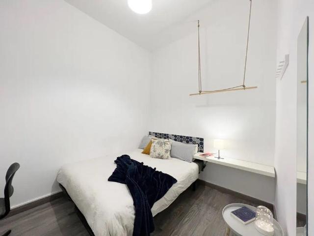 Casa en alquiler en Madrid, Universidad