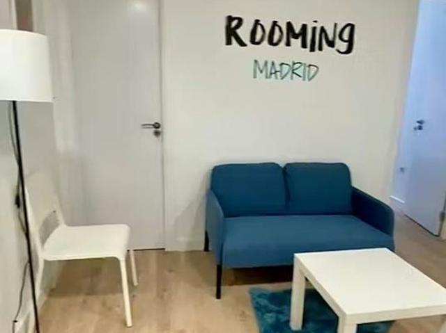 Casa en alquiler en Moratalaz, Madrid