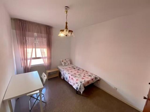 Apartamento en alquiler en Usera, Madrid