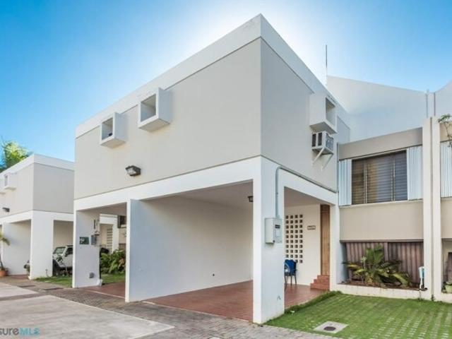 House for sale in San Juan