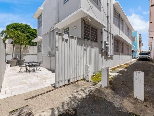 House for sale in San Juan