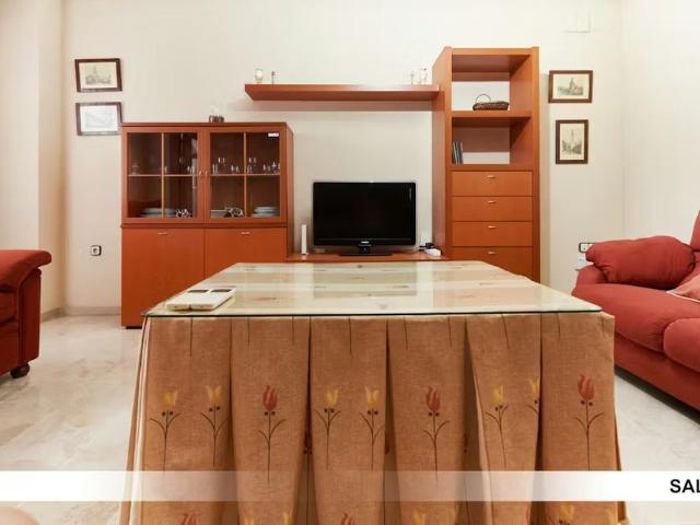Apartamento en alquiler en Cerro-Amate, Sevilla