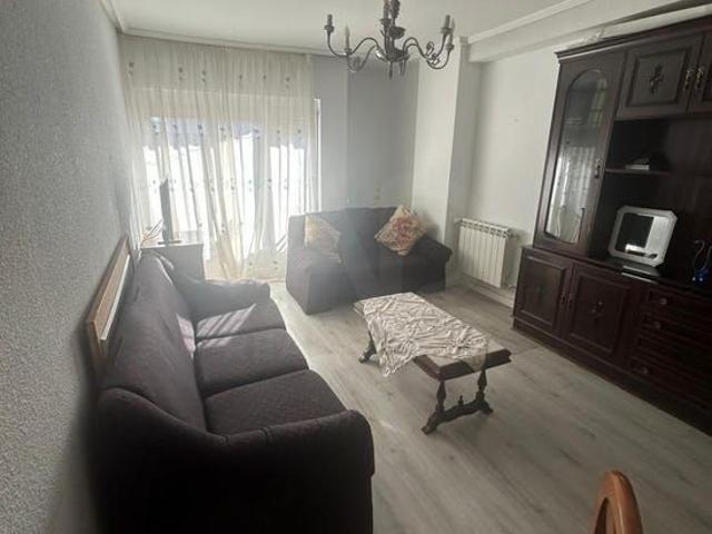Apartamento en alquiler en San Lorenzo - La Palomera - San Mamés, León