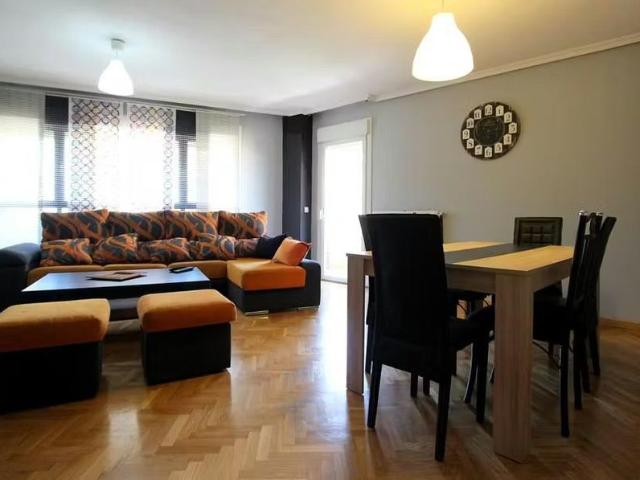 Apartamento en alquiler en La Alhóndiga, Getafe