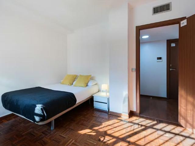 Apartamento en alquiler en Colina, Madrid