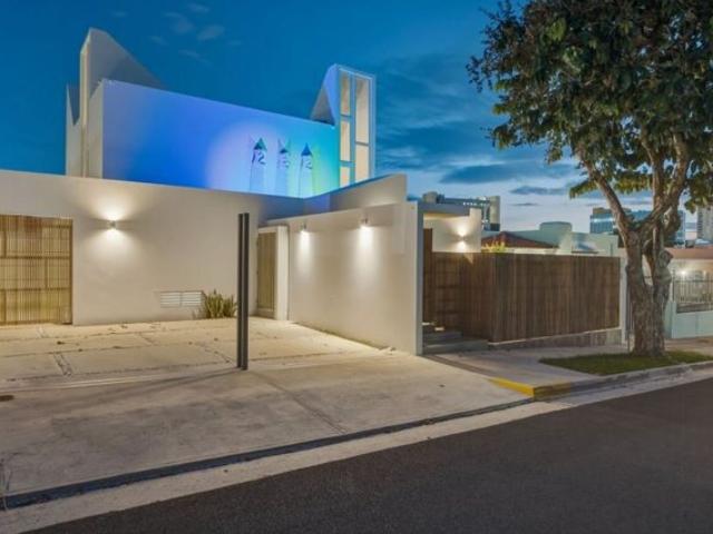 House for sale in San Juan