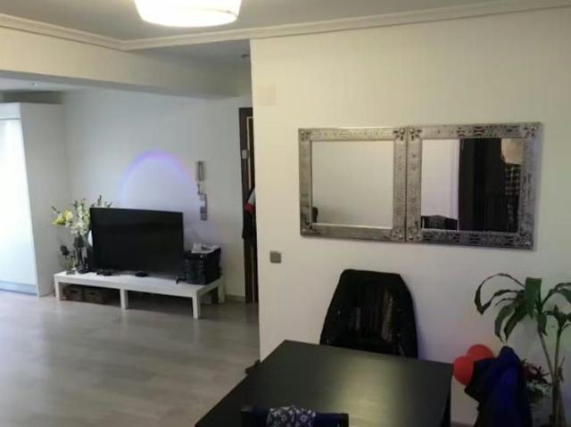 Apartamento en alquiler en Zarzaquemada, Leganés