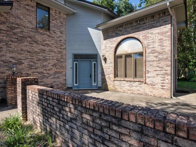 House for sale in Mary Esther, Florida