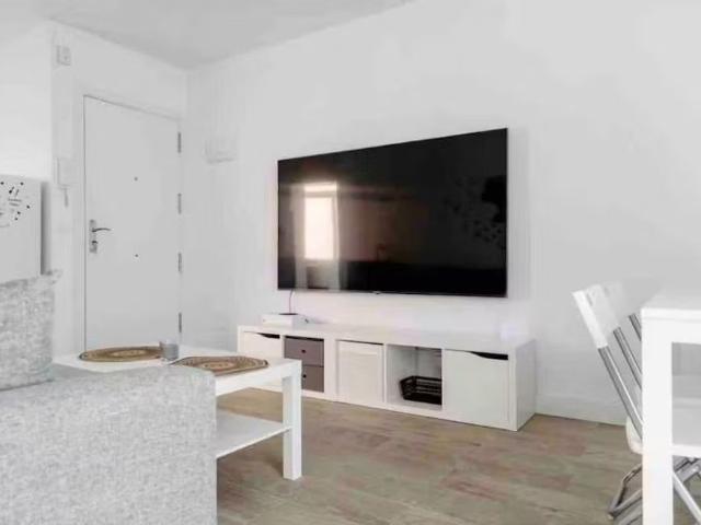 Apartamento en alquiler en Zarzaquemada, Leganés