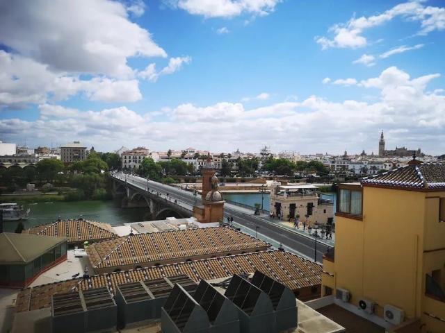 Casa en alquiler en Sevilla, Triana Casco Antiguo