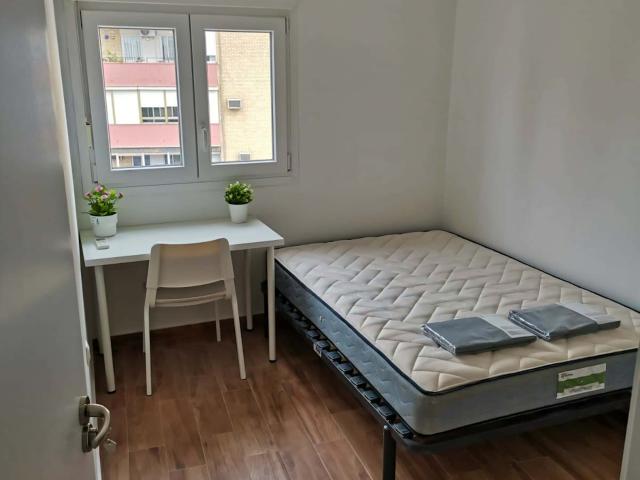 Habitación en alquiler en Triana, Sevilla
