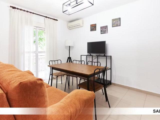 Apartamento en alquiler en Los Remedios, Sevilla