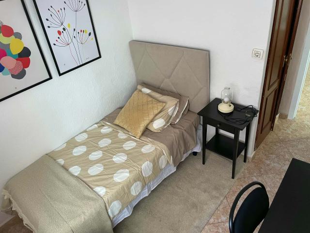 Habitación en alquiler en Bailén-Miraflores, Málaga-Costa del Sol