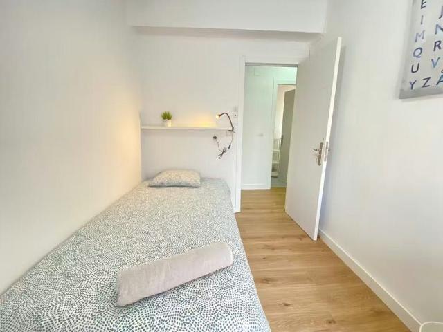 Casa en alquiler en Puente de Vallecas, Madrid