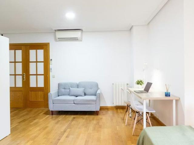 Apartamento en alquiler en La Alhóndiga, Getafe