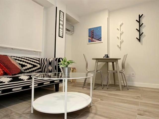 Apartamento en alquiler en Juan de la Cierva, Getafe