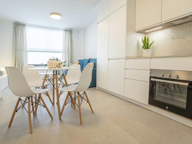 Apartamento en alquiler en Centro, Málaga-Costa del Sol
