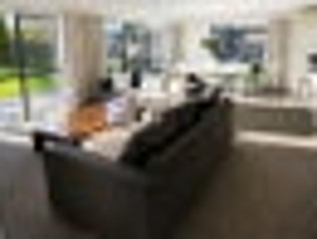 House for sale in Chaslands, Canterbury