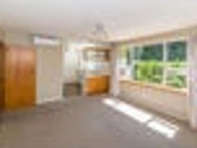 House for sale in Chaslands, Canterbury