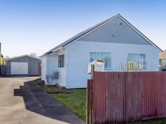 House for sale in Waverley, Taranaki