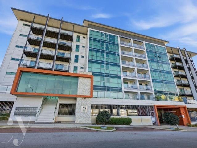 Apartment for sale in Success, Western Australia