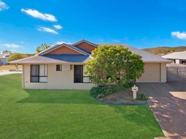 Duplex for sale in Kirwan, Queensland