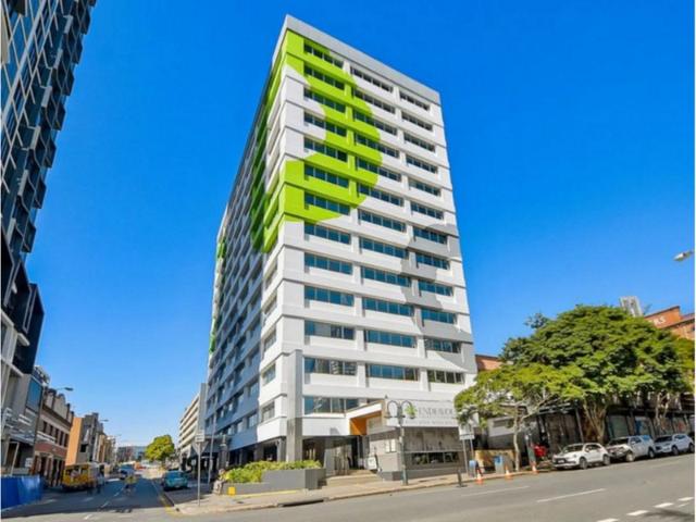 Office for rent in Toombul, Queensland