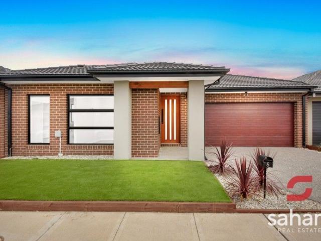 Cottage for sale in Camerons Creek, Victoria