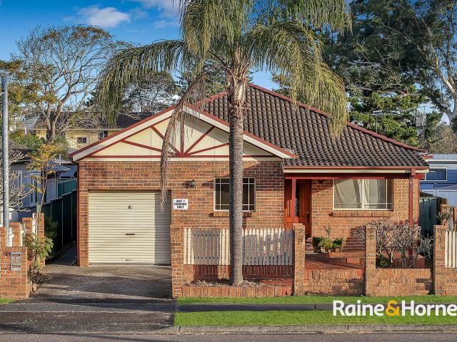 Flat for sale in Gosford, New South Wales