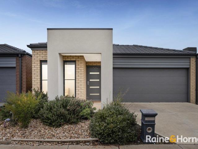 House for sale in Edgeleigh, Melbourne