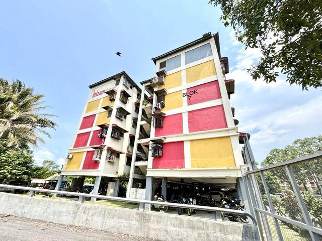 Flat for sale in Petaling, Alam Impian