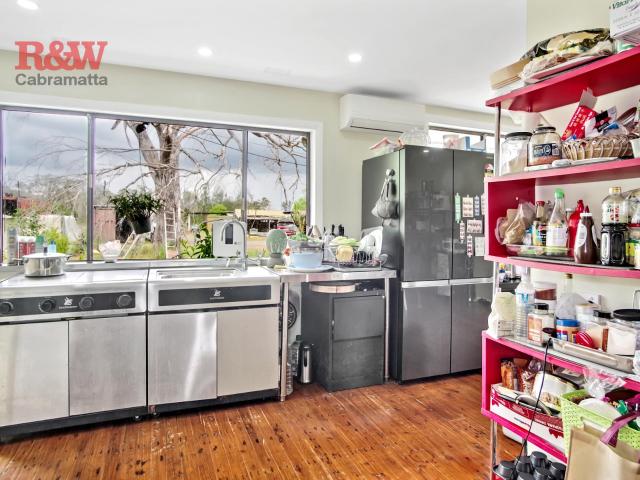 Cottage for sale in Sydney, New South Wales