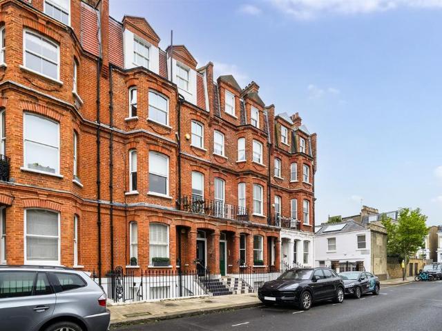 House for rent in Brompton, Greater London