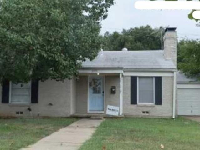 House for sale in Fort Worth, Tarrant County