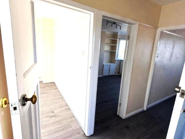 Apartment for rent in Fairlop, Greater London