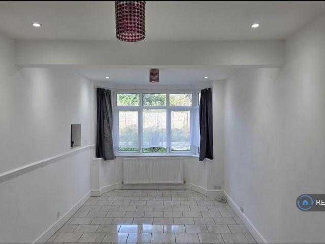 House for rent in Perry Beeches, Birmingham