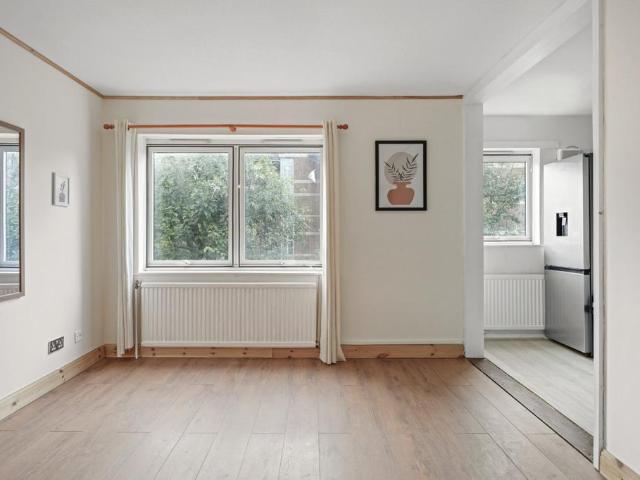 Apartment for rent in Barnsbury, Greater London