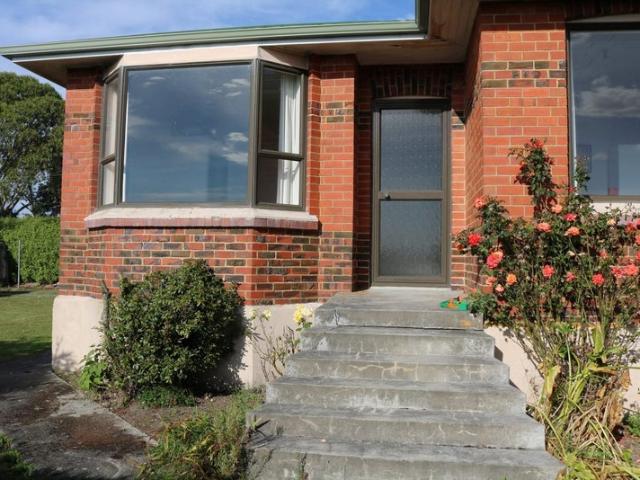 House for rent in Otakou