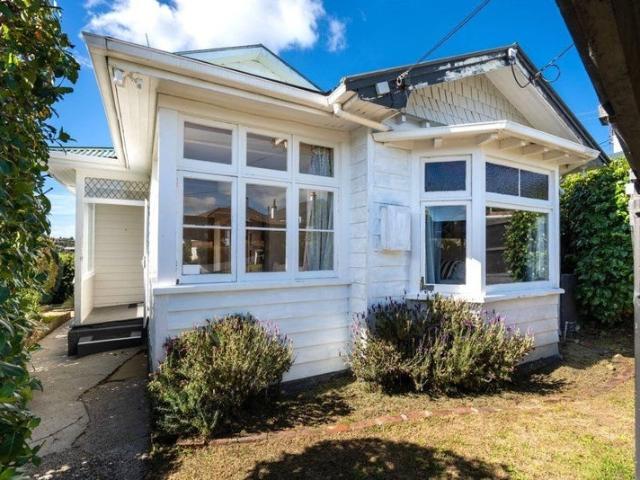 House for rent in Otakou