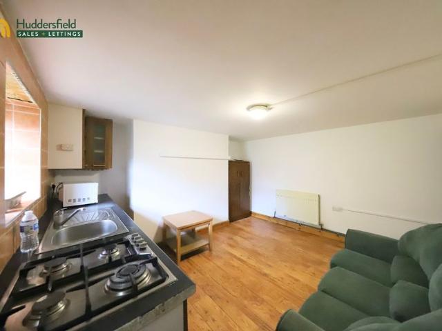 Apartment for rent in Hillhouse, Huddersfield