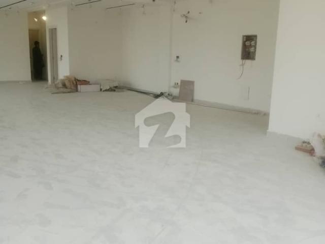 Building for rent in لاہور, لاہور ڈویژن