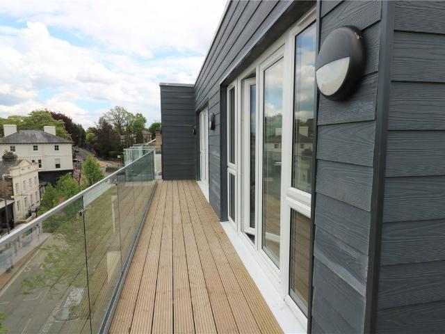 Apartment for rent in St James, Sandown Park