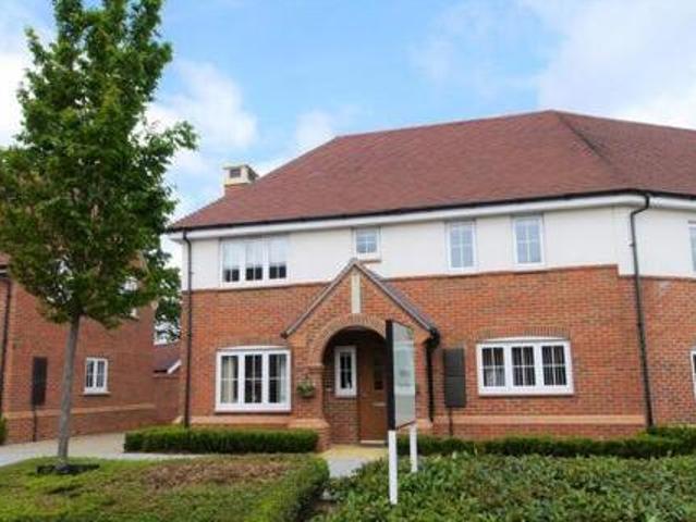 House for rent in Surrey, England
