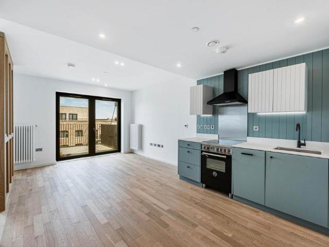 Apartment for rent in London Borough of Hounslow, Greater London