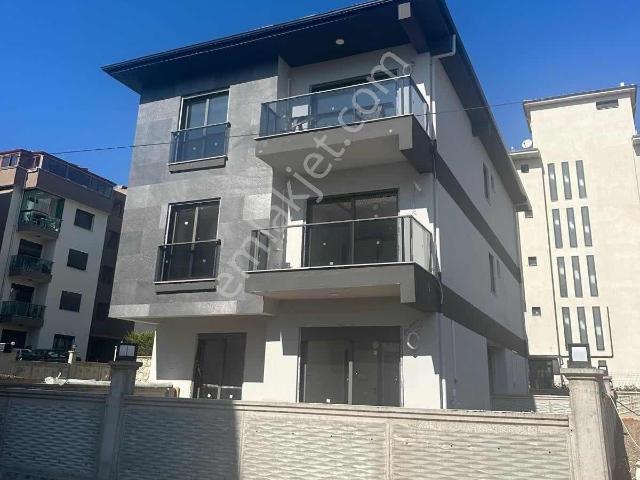 Seferihisar, İzmir içerisinde kiralık mülk